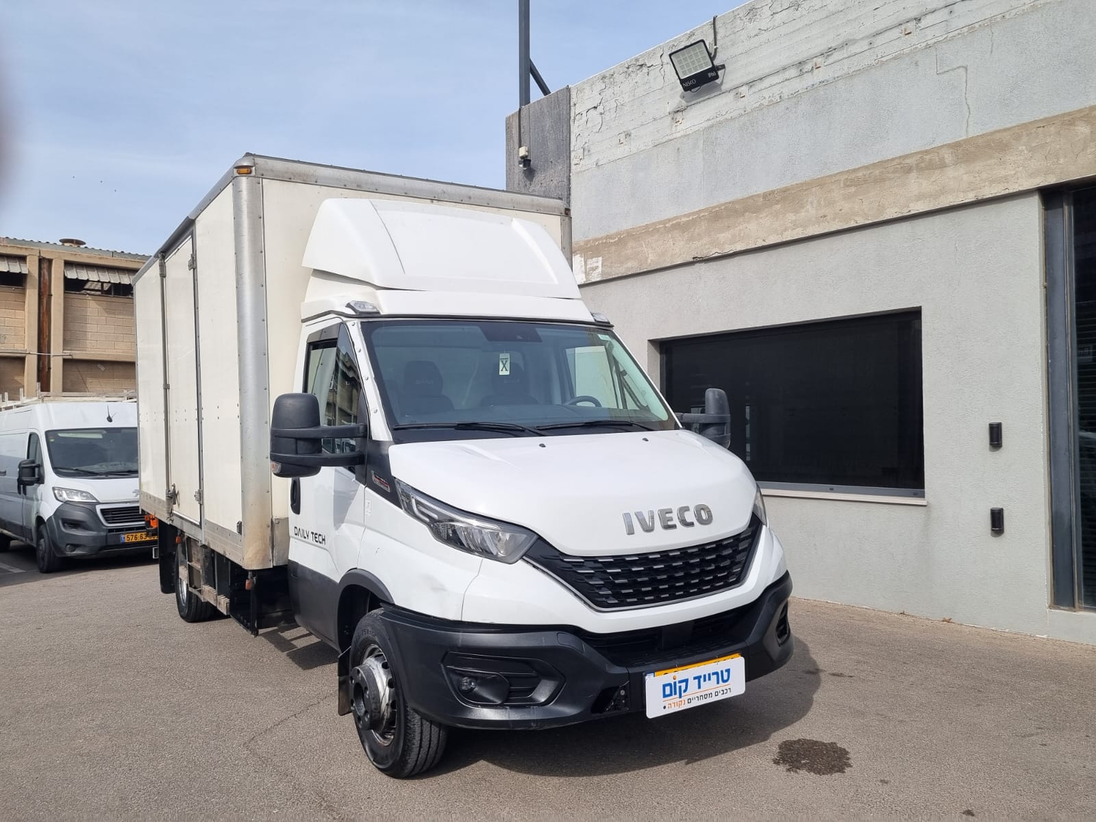 איווקו מסחרית שנת 2021 ,דגם חד קבינה, 70C18