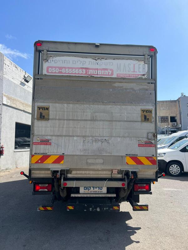 איווקו 2022 ג 7 טון עם ארגז ורמפה 3