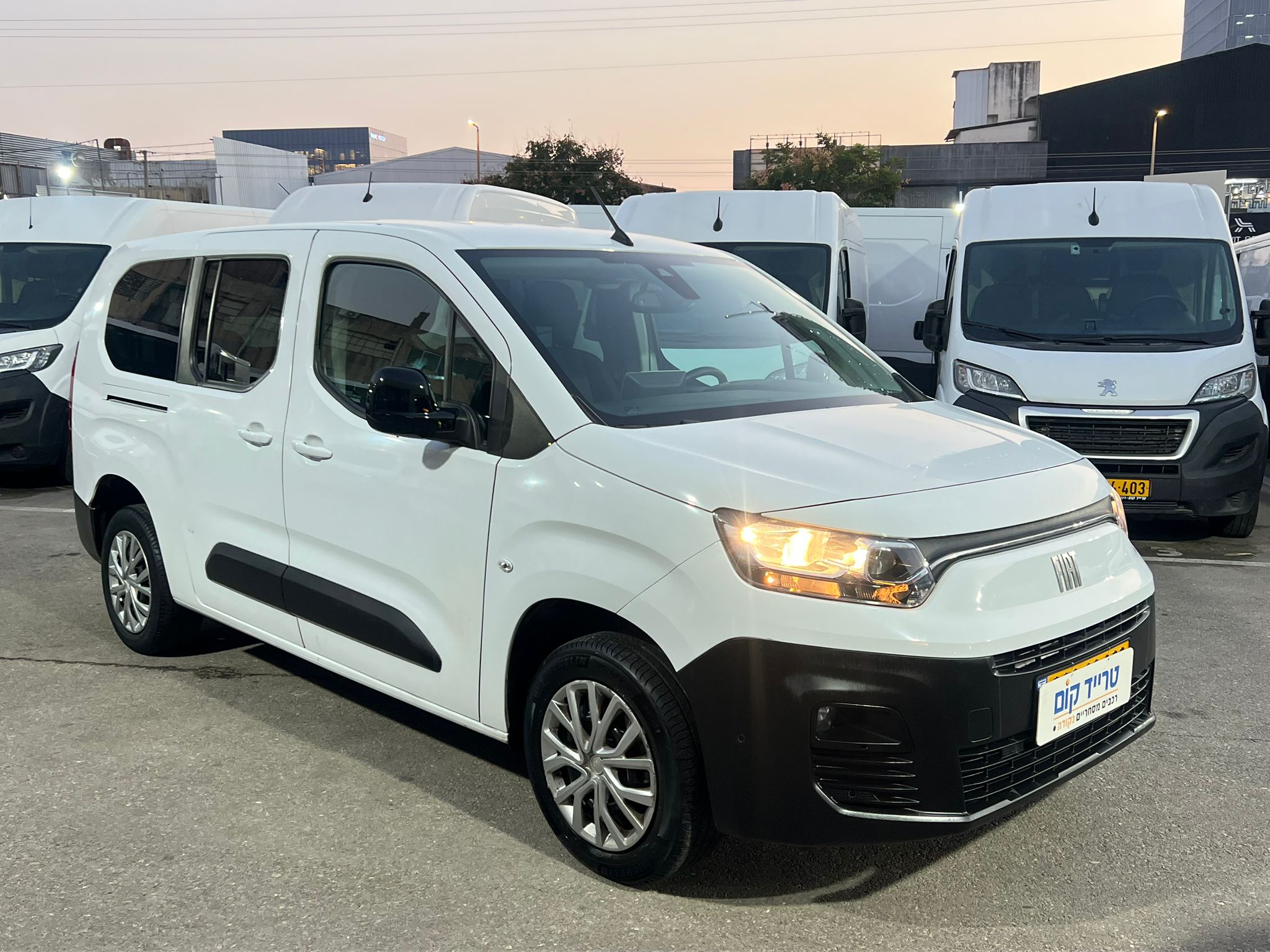 דובלו 2024 אוטו 4