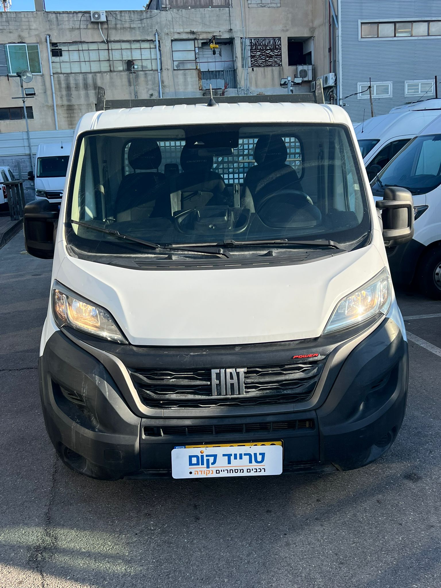 דוקאטו 2021 חד ב1