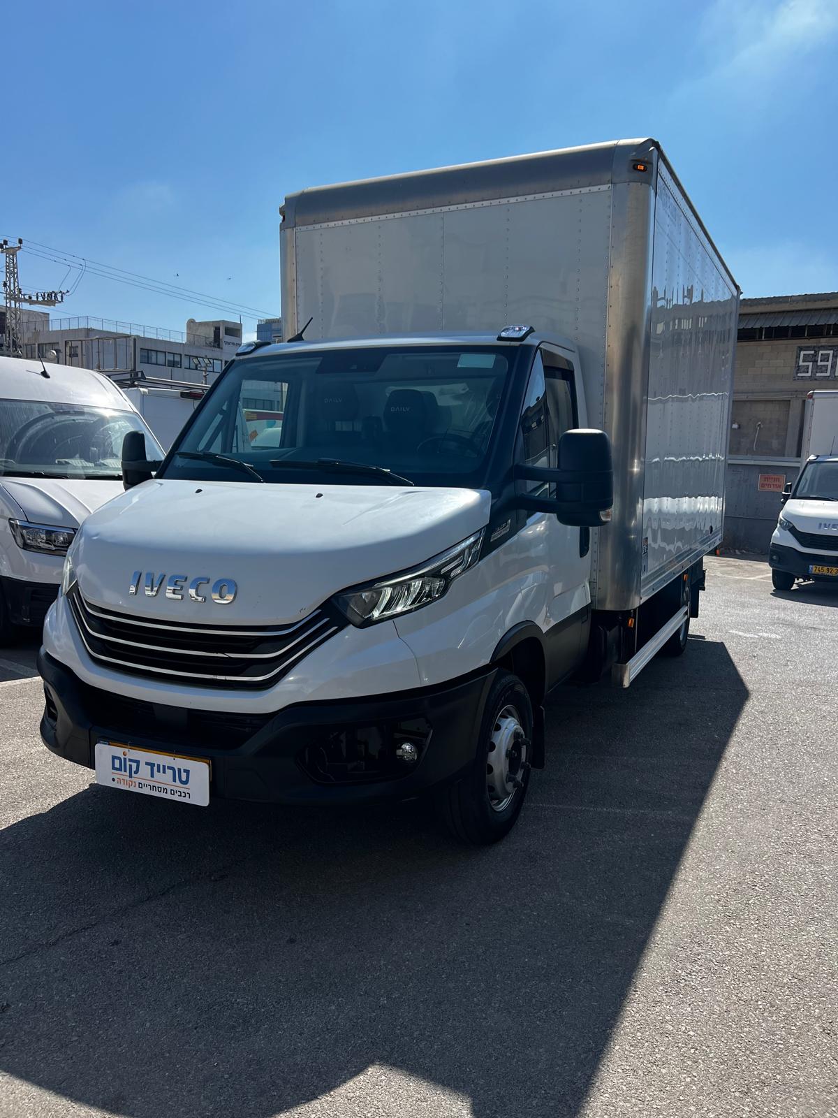 איווקו דיילי 2023 - חד קבינה 70C18