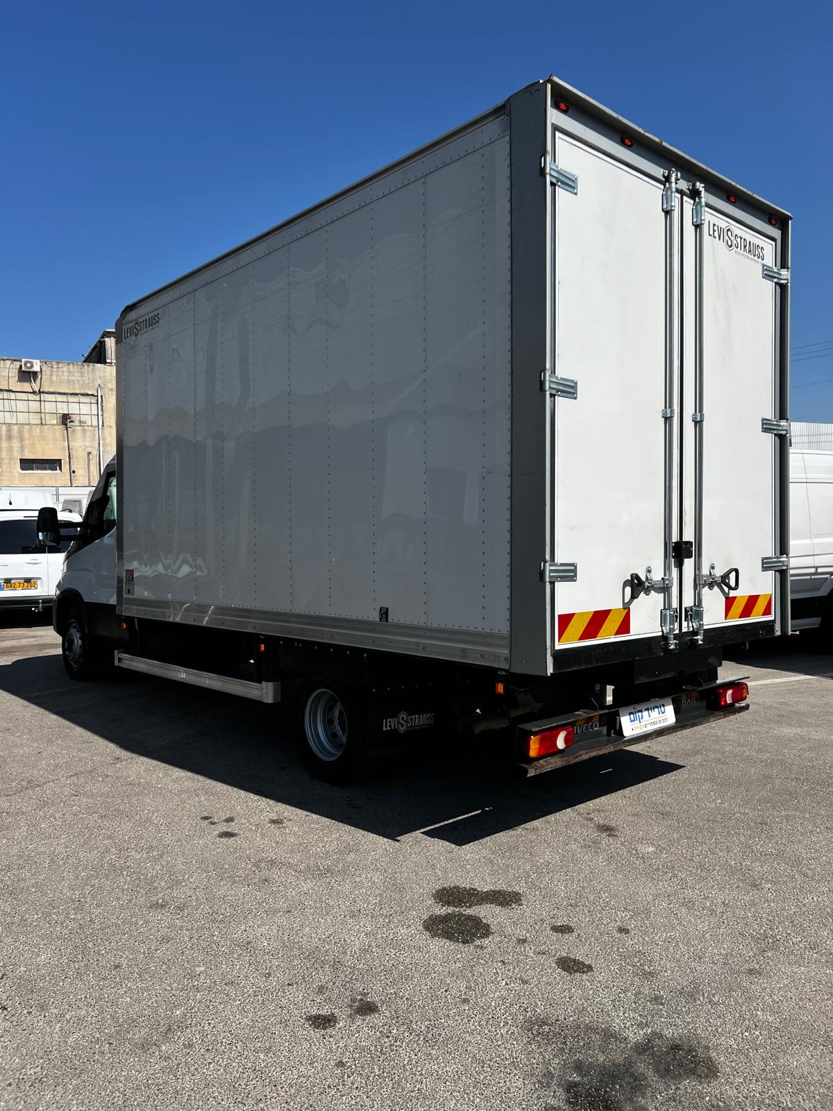 איווקו דיילי 2023 - חד קבינה 70C18