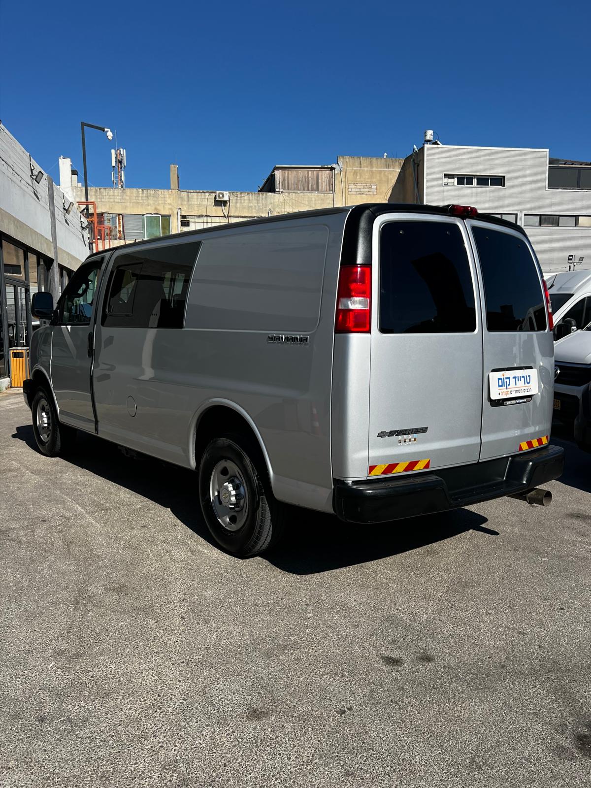 שברולט סוואנה 2021 - דגם קצר