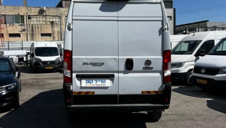 פיאט דוקאטו מסחרית שנת 2024 דגם ארוך גבוה — מבט אחורי